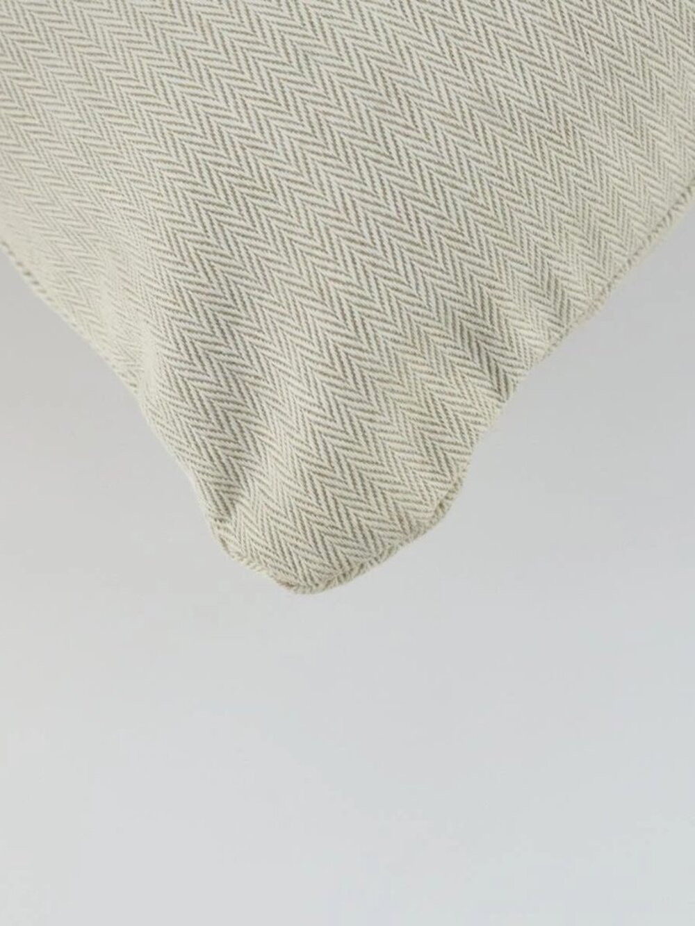 HERMES Aline PM Shoulder Bag Cotton Beige Gold Auth 161728 - Picture 4 of 16